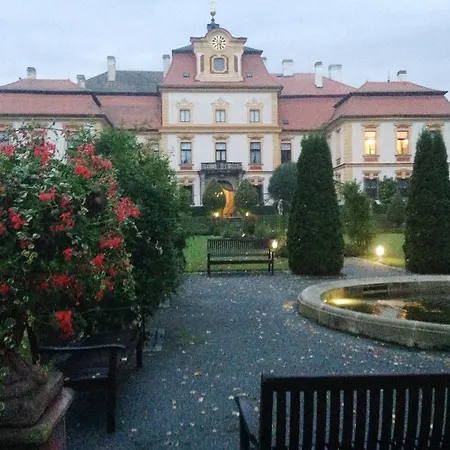 Zamek Jemniste Apartament