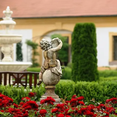 Appartamento Zámek Jemniště Postupice